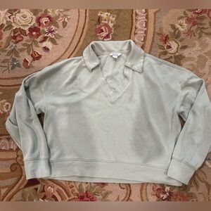 Women’s large DANSKIN short sweatshirt, lightweight, light, sage green